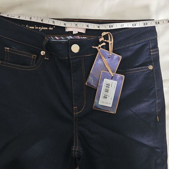 Women's Denim Embroidery Scalloped  Hem Jeans - Picture 8 of 16